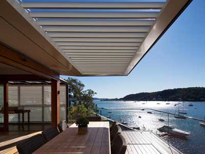 Vergola louvered roof system
