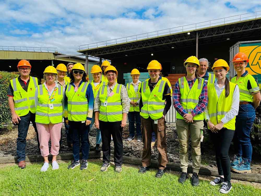 Zonta Careers participants and Hyne Timber hosts at the Tuan Mill