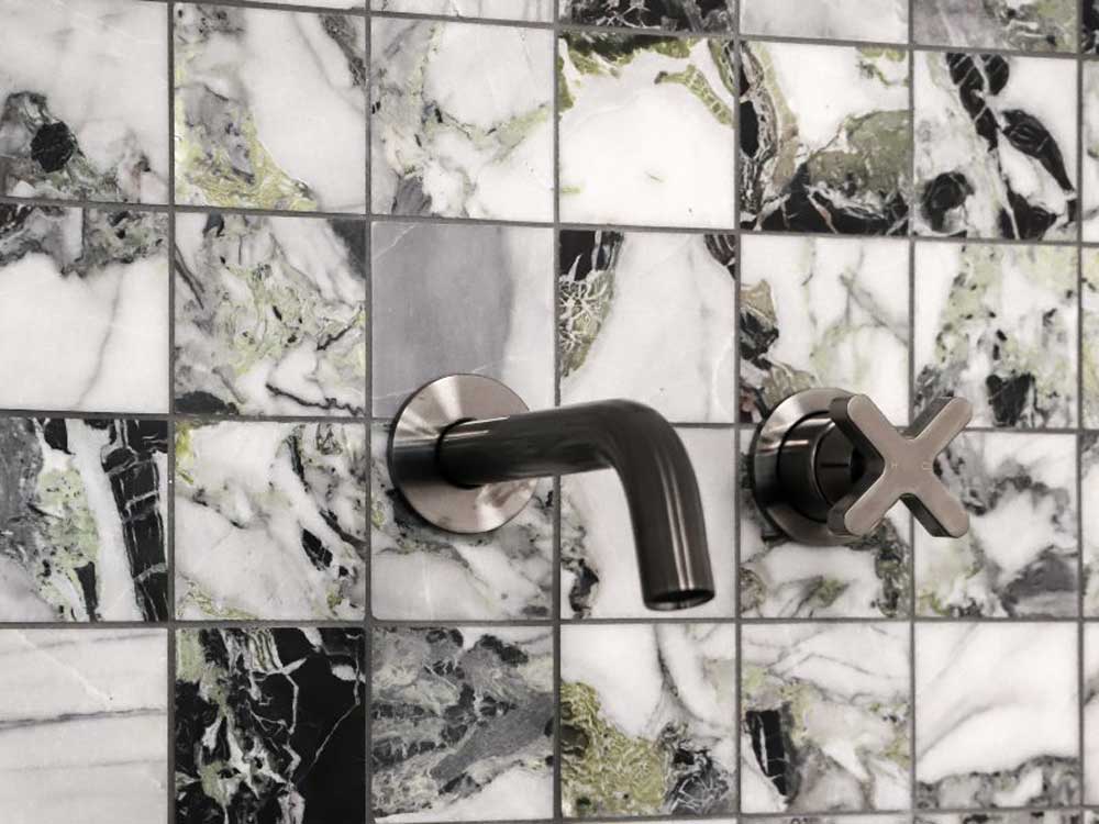 Mosaic bathroom tiles 