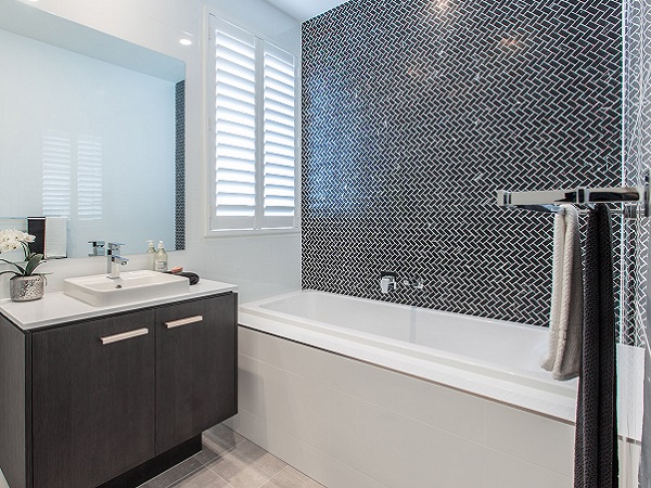 Elegant mosaic feature wall bathroom