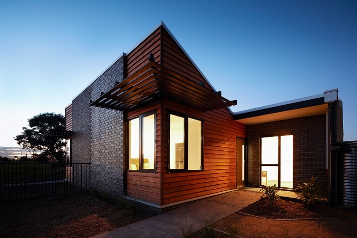 natural edge weatherboards
