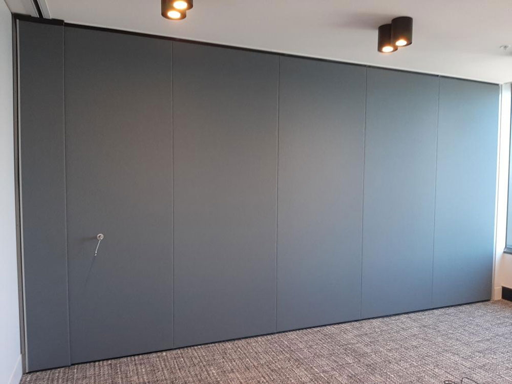 Bildspec’s moveable acoustic wall at Coogee Legion Ex-Service Club 