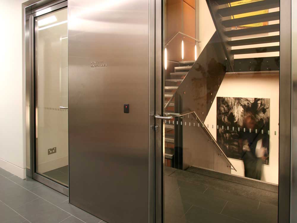 Stainless steel fire rated doors 