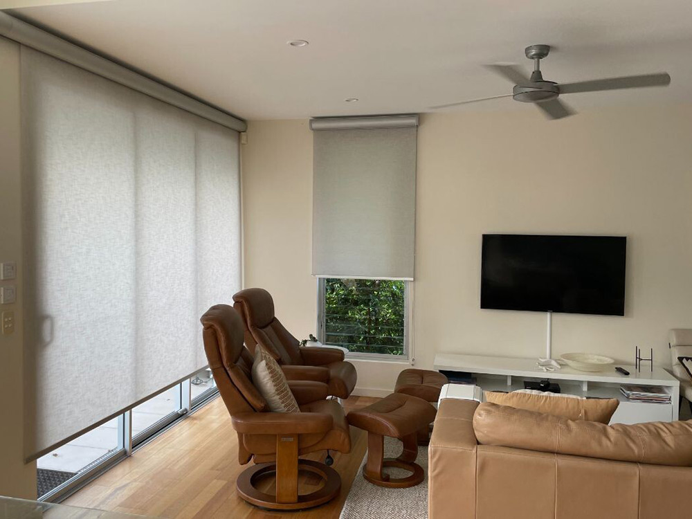 Verosol's Ambience multi-link roller blinds at the Noosa Heads holiday villa