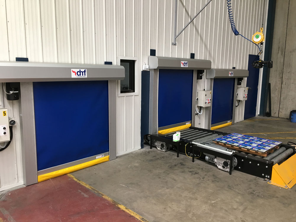 DMF’s rapid doors are activated with the conveyor system