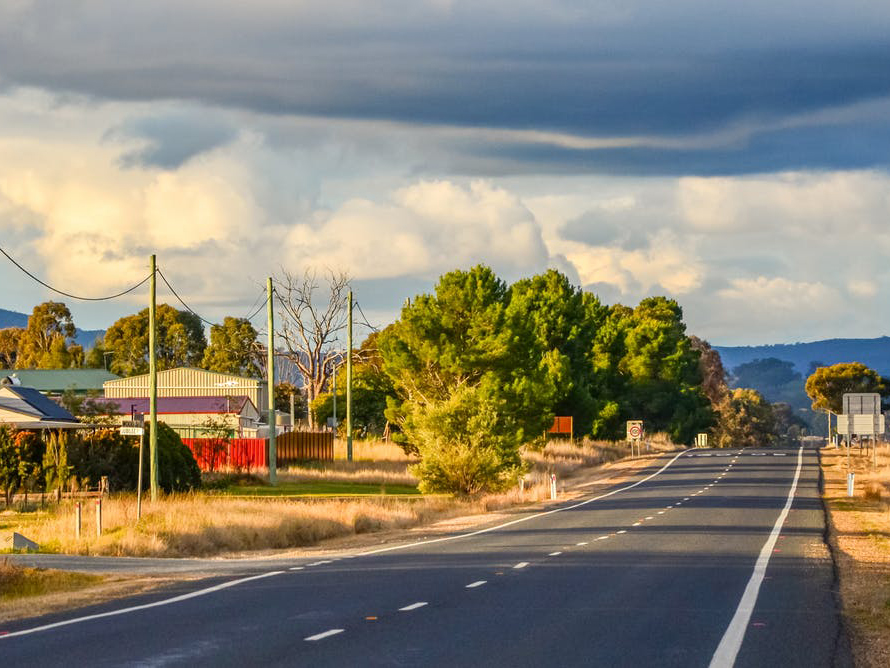 Governments need effective policies to lure people into regional towns. from shutterstock.com
