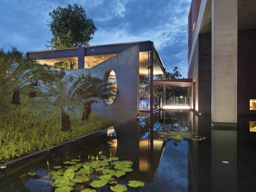 The BVN-designed Australian Embassy in Bangkok has picked up the Jørn Utzon Award for International Architecture in the recent Australian Institute of Architects (AIA) National Awards. Image: BVN

