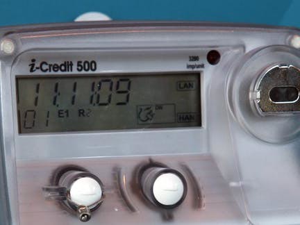 Policymakers need to be smart about the smart meter rollout. Image:&nbsp;AAP/David Crosling
